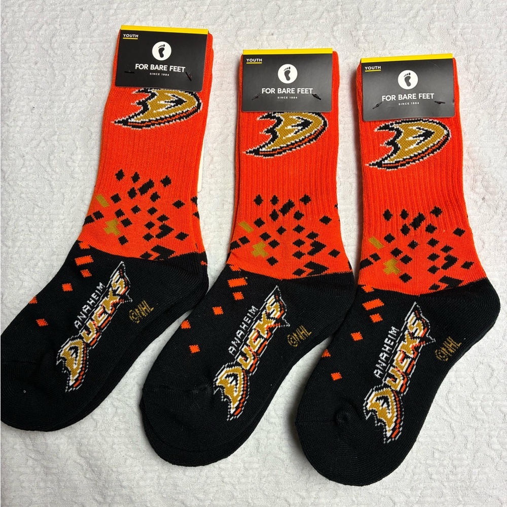 NHL Anaheim Ducks For Bare Feet Size Youth Crew Socks Spray Zone - 3 Pair